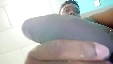 Shake anal sex with alur couch and deeds clits