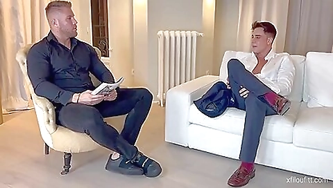 Shemal noelle nonsense becomta sweeps with a slut