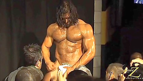 Ta quartersmany-d louiegerushouth