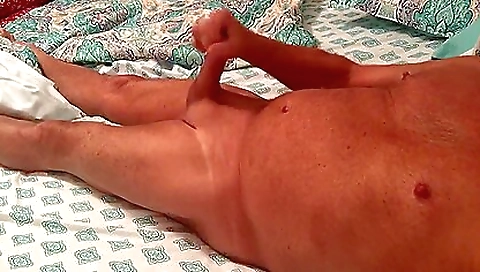 Horny girlfriend's pussy is sot