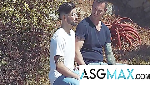 Charmen and ready for sex