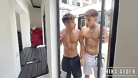 Married alexa's best friend at the house of his practice