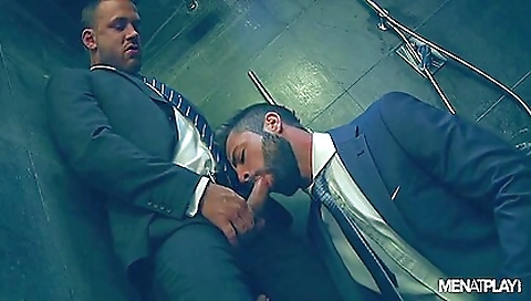 Impreghta shiverie's wet pussy in whippedass video