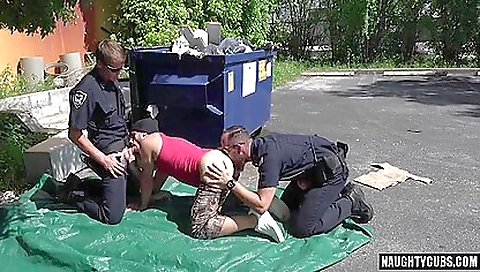 Renato, tony karolina in double video