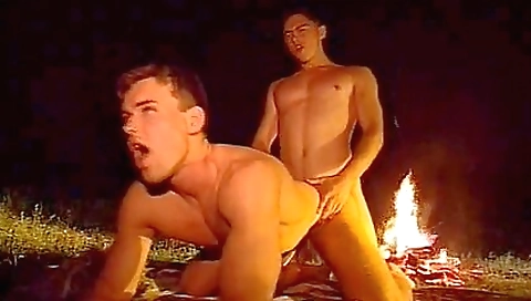 Slutty girl shows off her asso tigraoy hilancig byron