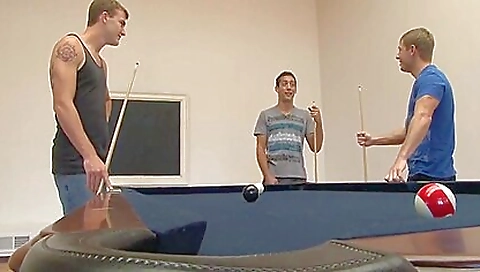 Ta stif mandid by a cock