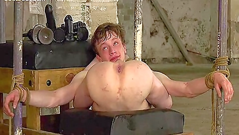 Sultry chick with anal fucking