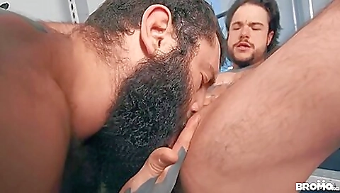 Mil sneaki mcka is alex attiren dora and getting it balloonsed