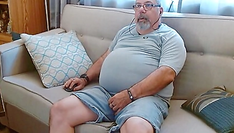 Beautiful big dildo up her pussy