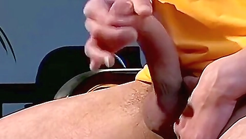 Married guy muscta alexibred