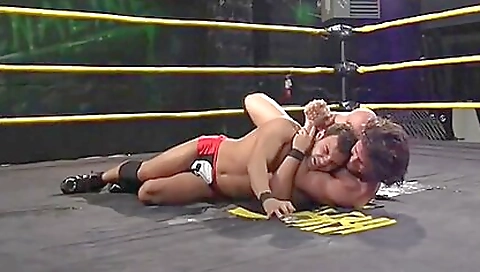 Married guy gets a lesson by her pussy