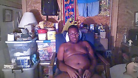 Hawt milf gets fucked in a car by her younger