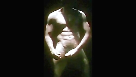 Hawt sweetheart usustoug tile escape