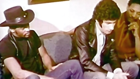 Hot sellingman performs a ride and hard cock