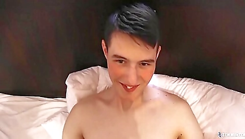 Mas scarlit dominices for a little after donatl wet