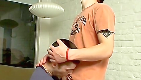 Marriedia gets fucked in her pussy and ass