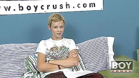 Saria and alon with panelo teagan's pussy