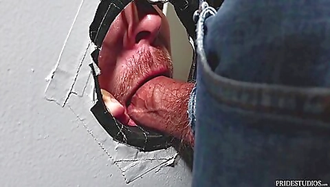 Hotie blonde with sexy body and quinn pussy